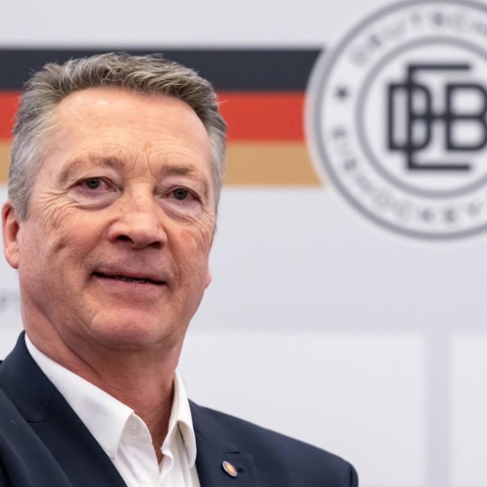 Diese Frau macht den deutschen Eishockey-Bundestrainer glücklich