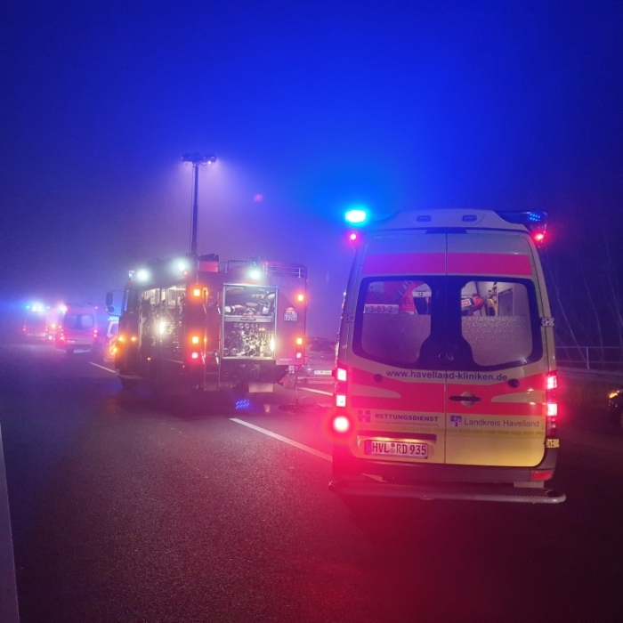Nebel-Crashs fordern unzählige Verletzte in der Silvesternacht