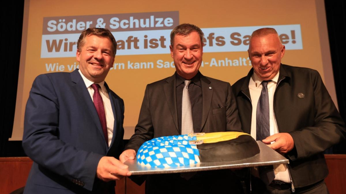 Bayerns Ministerpr&auml;sident Markus S&ouml;der (CSU) r&uuml;hrte im Wahlkampf-Endspurt f&uuml;r Sachsen-Anhalts Ministerpr&auml;sident Sven Schulze (CDU) die Werbetrommel. (Foto)