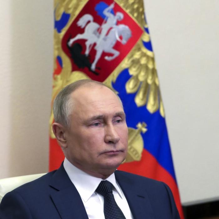 Putin-Soldaten sollen Schwangere (16) und Oma (78) missbraucht haben