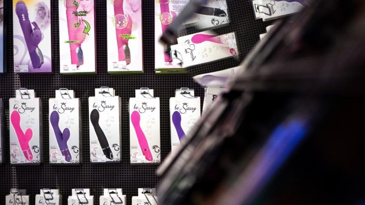 In Saalfeld ist ein 11-Jähriger erwischt worden, als er aus einem Drogeriemarkt versuchte einen Vibrator zu klauen.