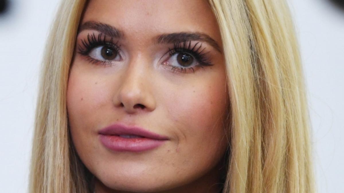 Pamela Reif liegt derzeit krank auf Ibiza im Bett. (Foto)