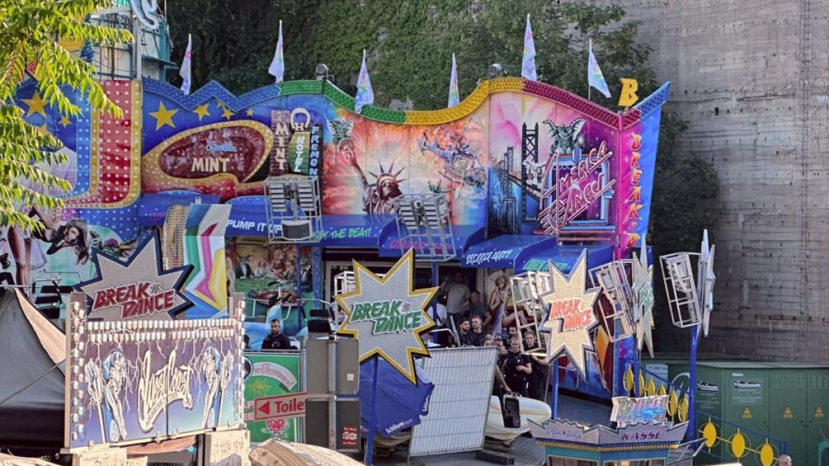 Der Notarzt konnte nur noch den Tod des 18-j&auml;hrigen Schausteller-Sohns feststellen. (Foto)