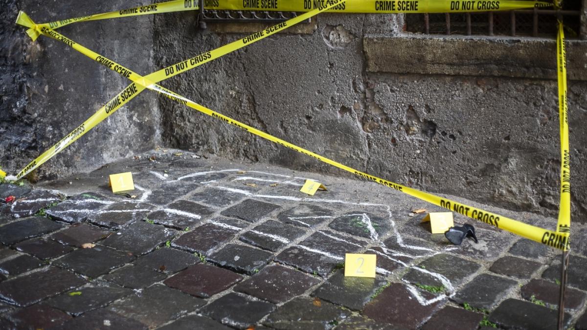 Der Tod einer Edelprostituierten durch einen Sturz aus dem 8. Stock war offiziell ein Selbstmord - doch die Hinterbliebenen haben eine andere Theorie. (Foto)