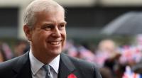 Prinz Andrew ist nach der Scheidung von Ex-Ehefrau Sarah Ferguson offiziell Single - doch wer wird den Brautvater zur Hochzeit von Prinzessin Eugenie begleiten?