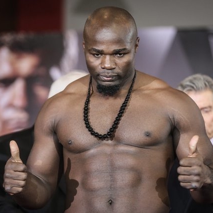 So tickt der AJ-Herausforderer aus Kamerun außerhalb des Boxrings