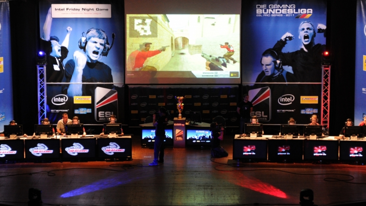 Man muss nicht unbedingt ein guter Spieler sein, um im eSport Karriere zu machen. (Foto)