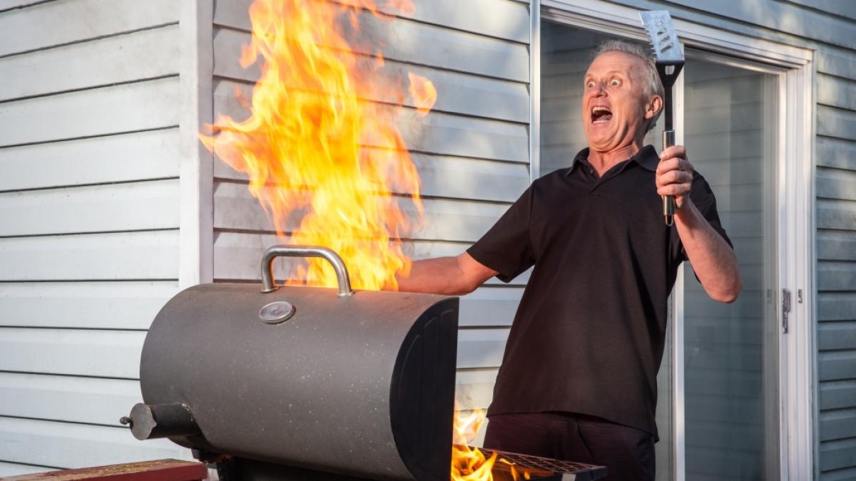 Beim Grillen gilt es einiges zu beachten, um die eigene Gesundheit nicht aufs Spiel zu setzen. (Foto)