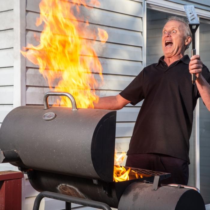 Vergiftungen, Verbrennungen und Co. - die größten Gefahren beim Grillen