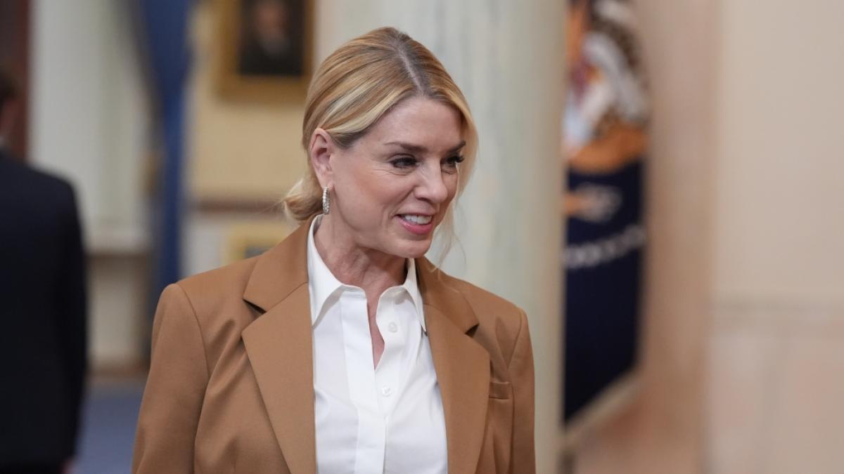 Pam Bondi muss ihren Posten als Justizministerin aufgeben. (Foto)