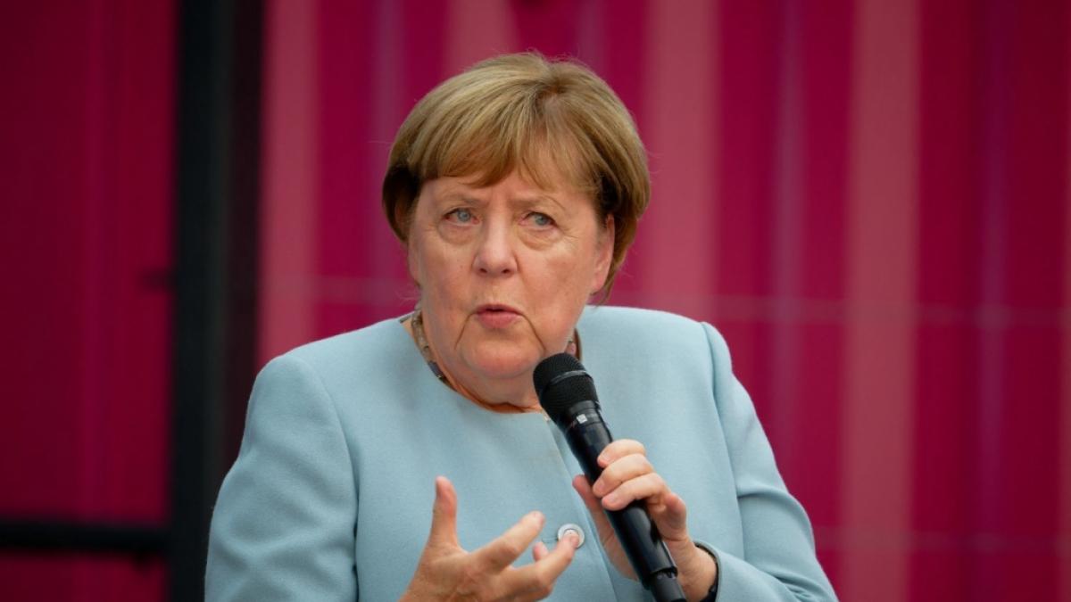 Angela Merkel &auml;u&szlig;ert sich auf der Digitalmesse Digital X &uuml;ber den Wahlerfolg der AfD. (Foto)