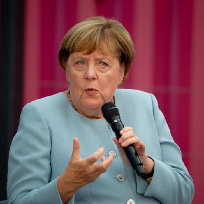 Ihr 