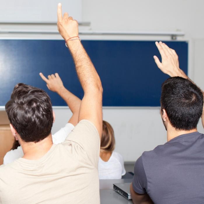 Privatschule entsetzt mit Nazi-Theaterstück - Schüler machen Hitlergruß