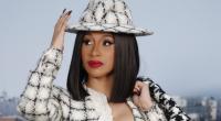 Cardi B zeigt sich wieder in einem verführerischen Outfit.