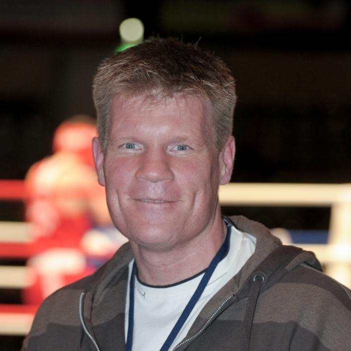 Mit nur 55 Jahren! Ex-Boxer ist gestorben