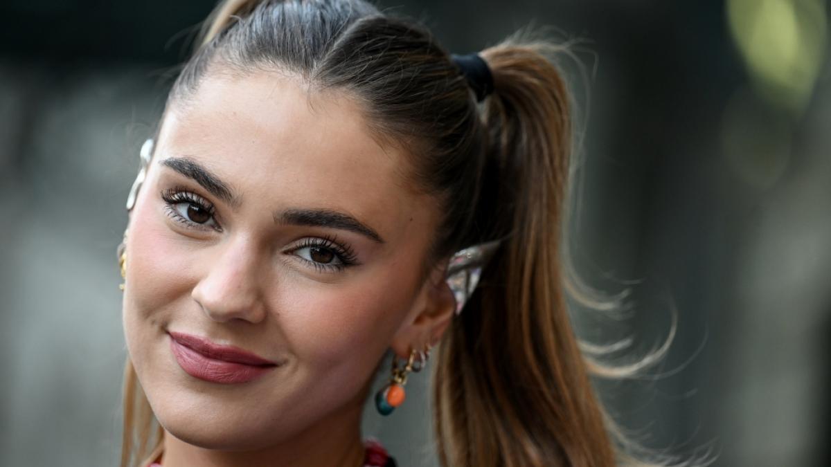 Stefanie Giesinger kann mit einem Halbnackt-Outfit auf Instagram nicht alle Fans &uuml;berzeugen. (Foto)