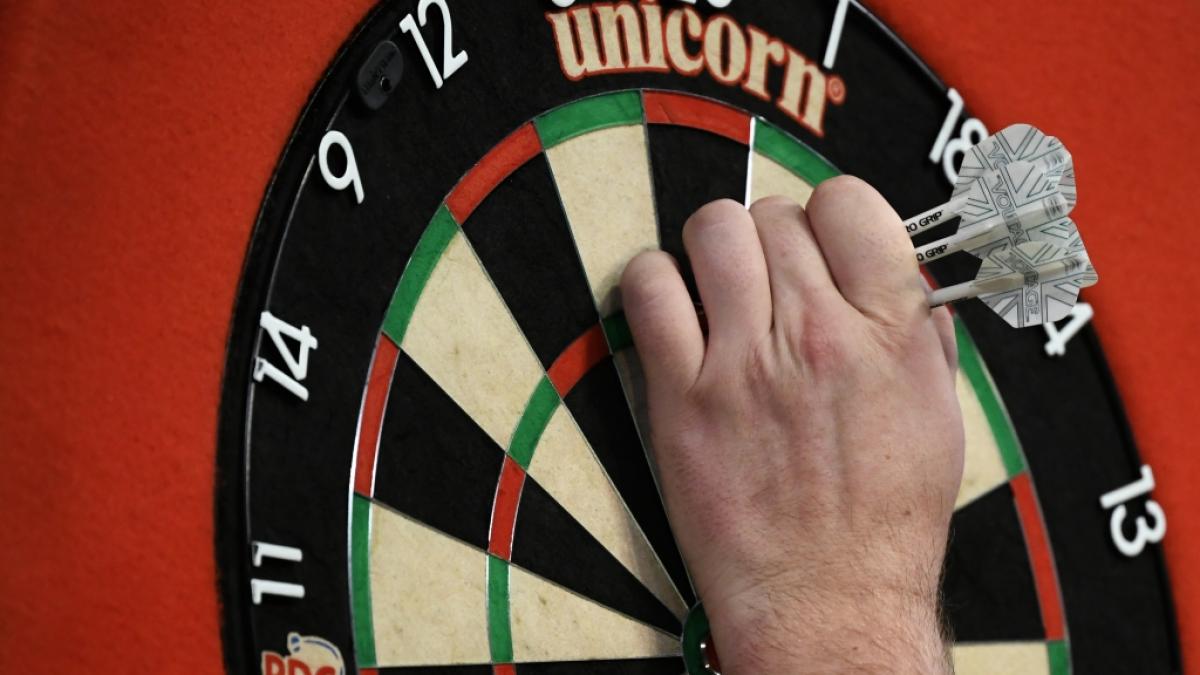 Bei der Super League Darts 2023 geht's um das Ticket zur PDC-WM, die am 15. Dezember 2023 im Londoner Alexandra Palace beginnt. (Foto)
