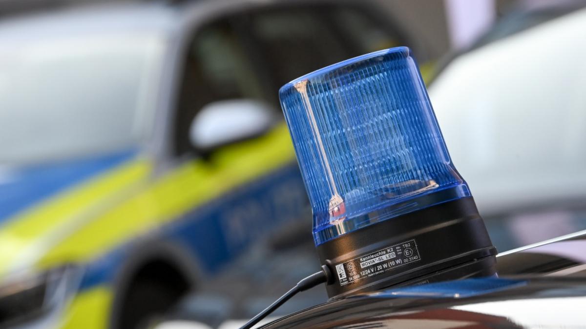 Nach dem Fund der Leichen eines 44-j&auml;hrigen Mannes und dessen f&uuml;nfj&auml;hrigen Sohnes in Th&uuml;ringen ermittelt die Polizei. (Foto)