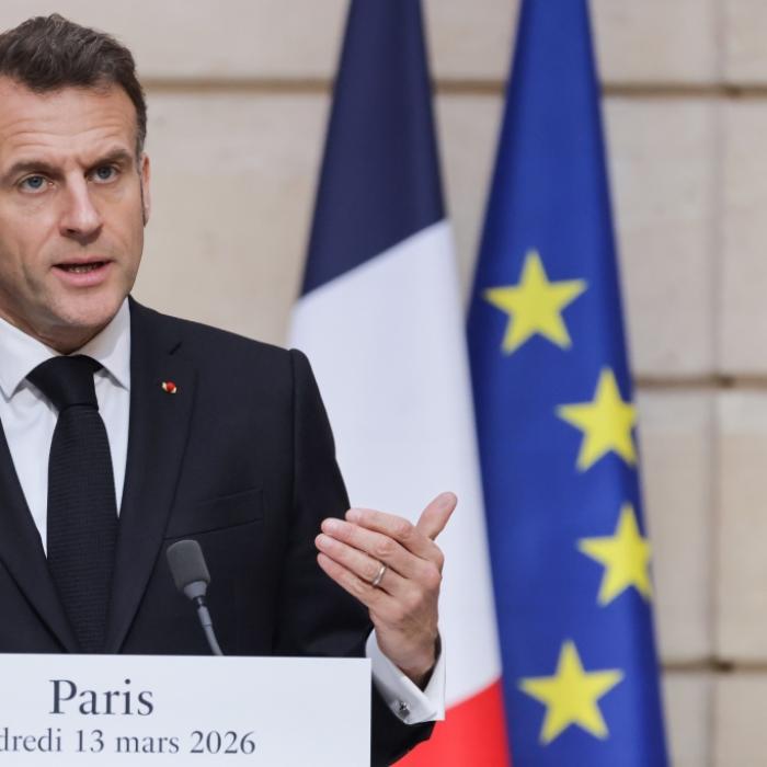 Frankreich-Präsident hält Trump Standpauke während TV-Interview