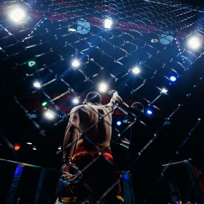 Ex-UFC-Kämpfer (29) von Bus angefahren und gestorben