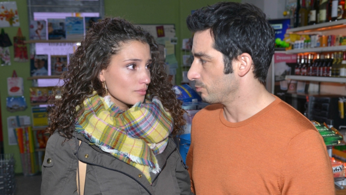 Ayla macht sich Sorgen um Tayfun. (Foto)