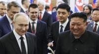 Wladimir Putin (l.) und Kim Jong-un (r.) arbeiten eng zusammen. Eine nordkoreanische Militärdelegation reiste nun offenbar nach Russland.