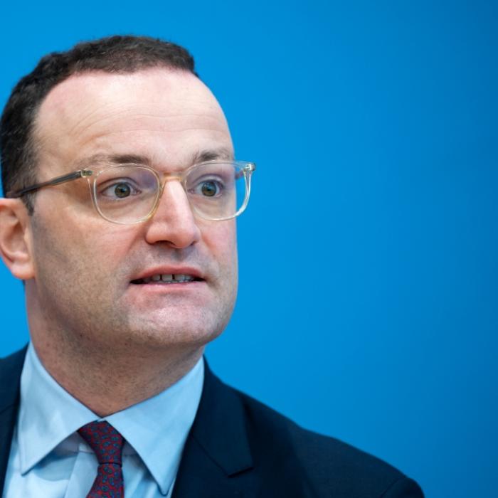 Jens Spahn fordert knallharte Regeln! Droht 2022 der Neujahrs-Lockdown?