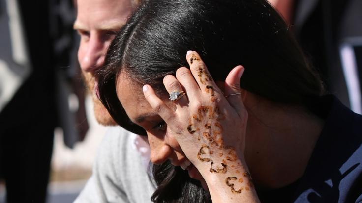 Meghan Markle zeigt ihr frisches Henna-Tattoo.