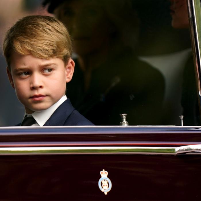 Geheimnis endlich gelüftet! So erfuhr der Mini-Royal, dass er König wird