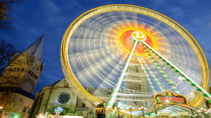 Auf der Allerheilligenkirmes in Soest belästigten zwei Asylbewerber fünf minderjährige Mädchen.