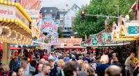 Bei dem Matjestagen in Emden ist eine 18-jährige Frau tödlich verunglückt.