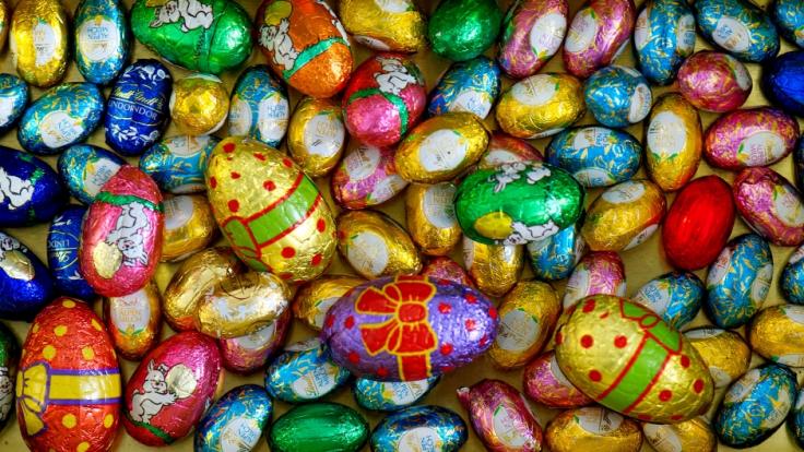 Deutsche geben Millionen für Ostersüßigkeiten aus.