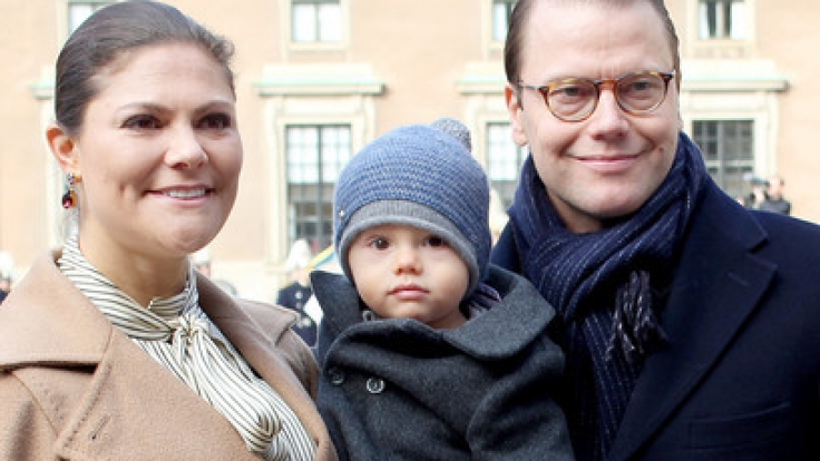 Glückliche Familie: Die schwedische Kronprinzessin Victoria mit ihrem Mann, Prinz Daniel und den Kindern Prinzessin Estelle und Prinz Oscar.