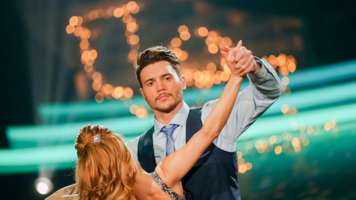 Bela Klentze zog sich w&auml;hrend seiner "Let's Dance"-Teilnahme einen Kreuzbandriss zu. (Foto)