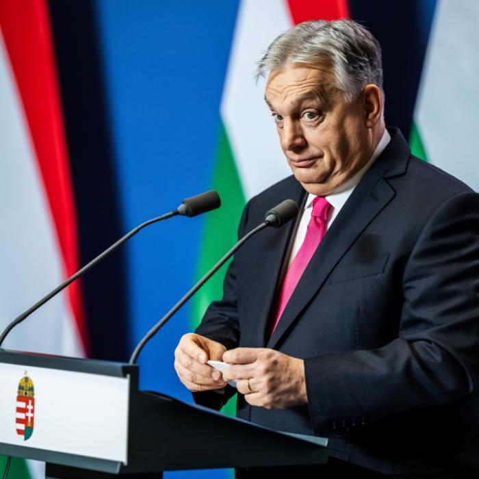 Europa im Krisenmodus – Premier zieht wegen drohendem Krieg die Notbremse