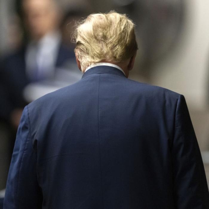 Nach dieser Haar-Panne ergießt sich der Spott über ihn
