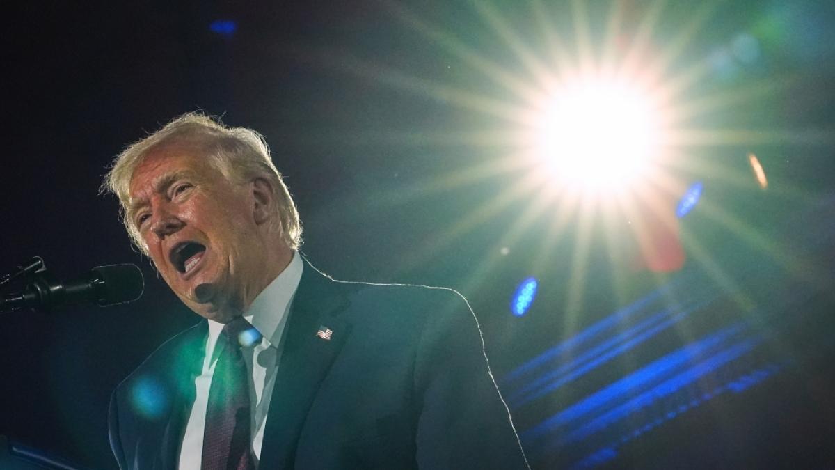 Donald Trump legte auf Truth Social mit einer weiteren Drohung gegen den Iran nach. (Foto)