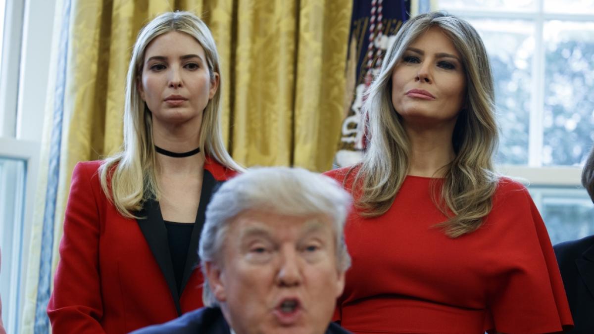 Bei seinen letzten Wahlkampfauftritten musste Donald Trump ohne seine Ehefrau Melania und seine Tochter Ivanka auskommen. (Foto)
