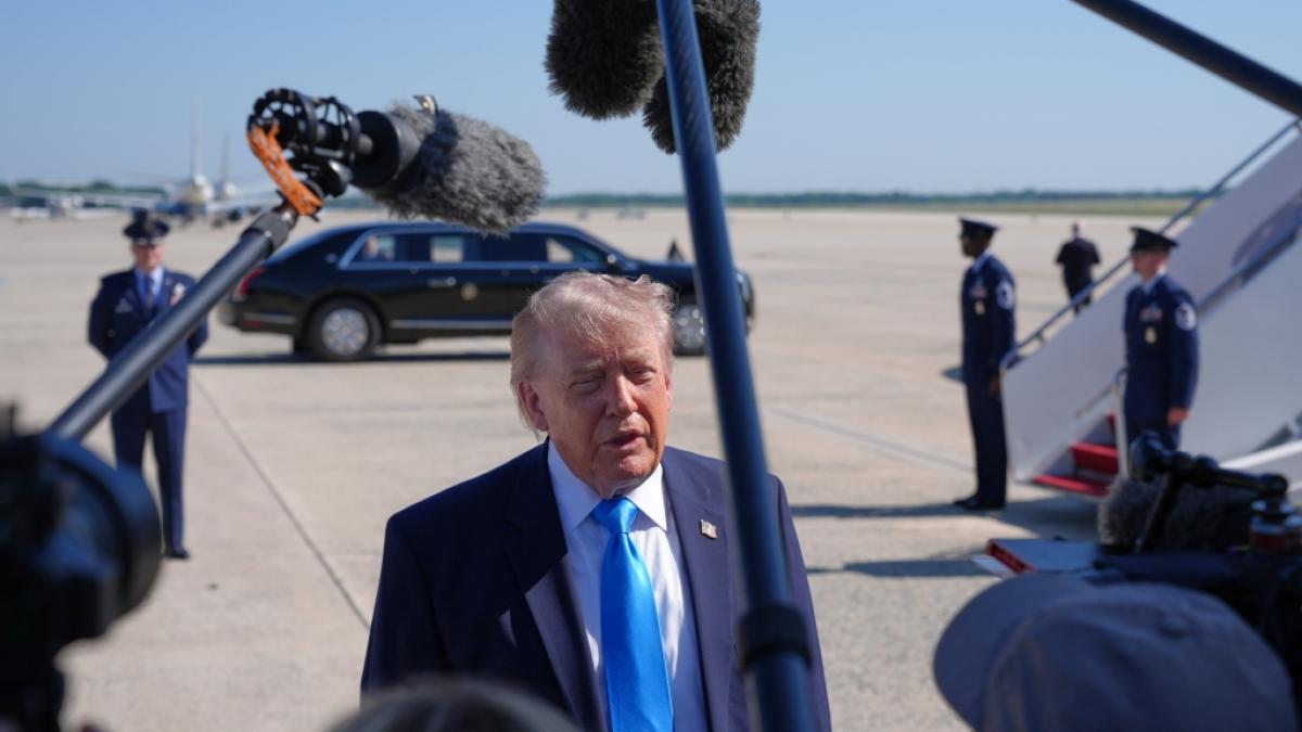 Donald Trump will im Krieg gegen den Iran bislang Teherans Milit&auml;r verschont haben. (Foto)