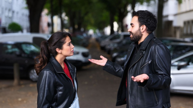 Unter uns" verpasst?: Wiederholung vom 3.12.2025 im TV und online | news.de