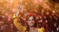 Ein sexy Minikleid mit üppigem Ausschnitt machte Andrea Berg am Wochenende gleich doppelt zum Gesprächsthema.
