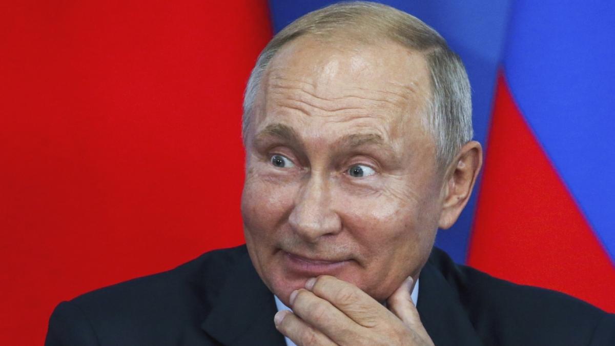 Dass der Dnipro-Staudamm im Sommer 2023 einer mutma&szlig;lich von Russland eingef&auml;delten Sprengung zum Opfer fiel, k&ouml;nnte Wladimir Putin einer aktuellen Analyse zufolge ein Jahr sp&auml;ter kr&auml;ftig auf die F&uuml;&szlig;e fallen. (Foto)
