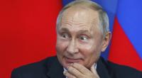 Dass der Dnipro-Staudamm im Sommer 2023 einer mutmaßlich von Russland eingefädelten Sprengung zum Opfer fiel, könnte Wladimir Putin einer aktuellen Analyse zufolge ein Jahr später kräftig auf die Füße fallen.