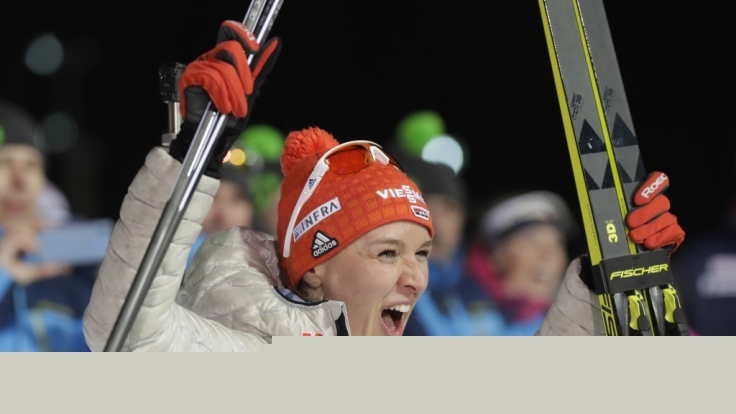 Denise Herrmann aus Deutschland feiert ihren Sieg.