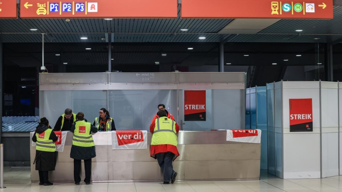 Verdi-Besch&auml;ftigte an drei gro&szlig;en deutschen Flugh&auml;fen wollen am Donnerstag und Freitag streiken. (Foto)