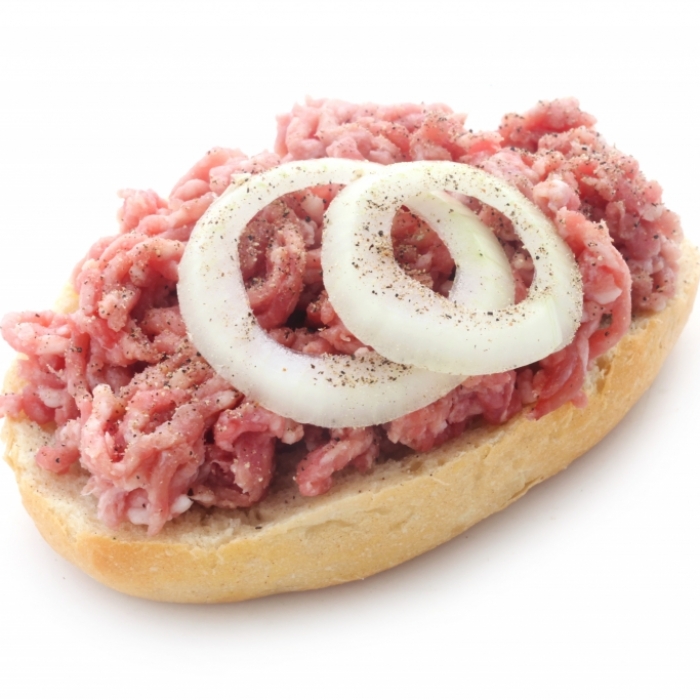 Darum können Mettbrötchen tödlich sein