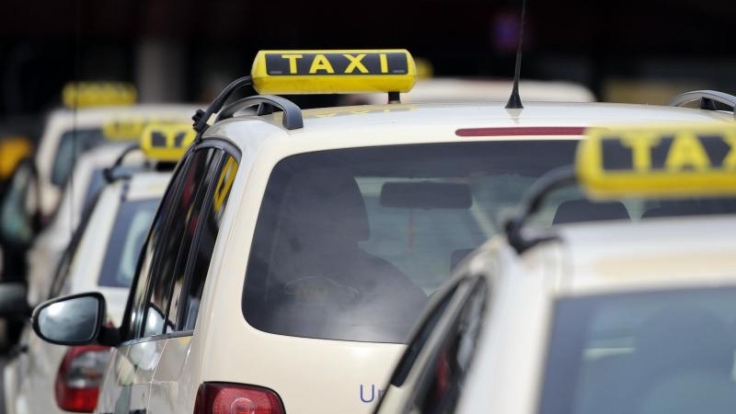 Taxistände sind allein Taxen vorbehalten - wer hier sein Auto parkt, wird zur Kasse gebeten.