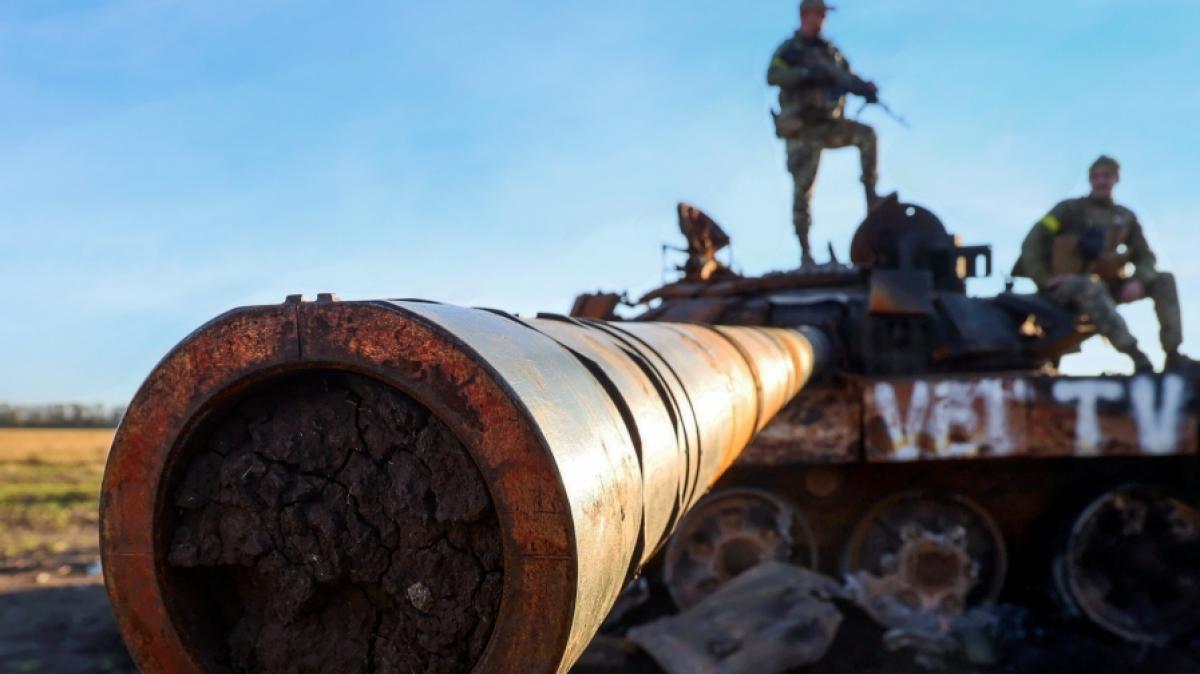 Schon wieder ist ein Putin-Panzer in die Luft geflogen. (Foto)