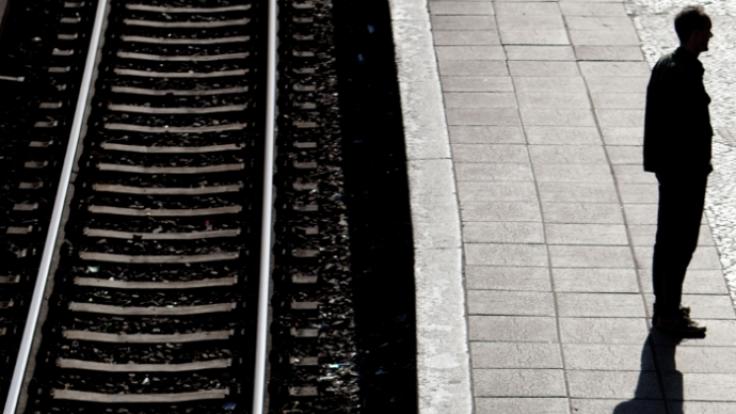 Belastung für die Psyche: Berufliche Mobilität kann zur Vernachlässigung von Bindungen und zum Verlust von Heimat führen.