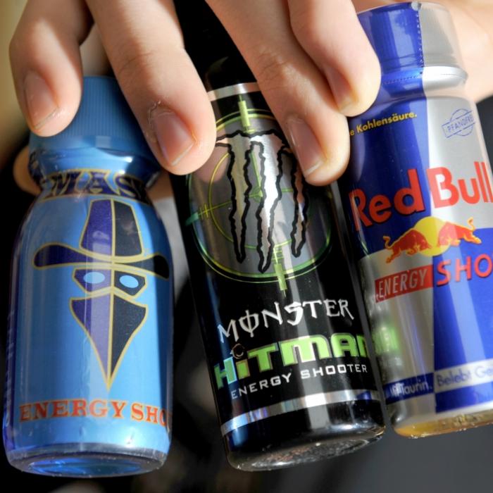 6-Stunden-Erektion nach Energydrink! DIESES Produkt sollte man(n) meiden